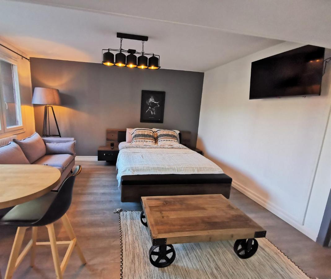 Studio Tres Chaleureux Entierement Refait A Neuf Moulins  Exteriör bild